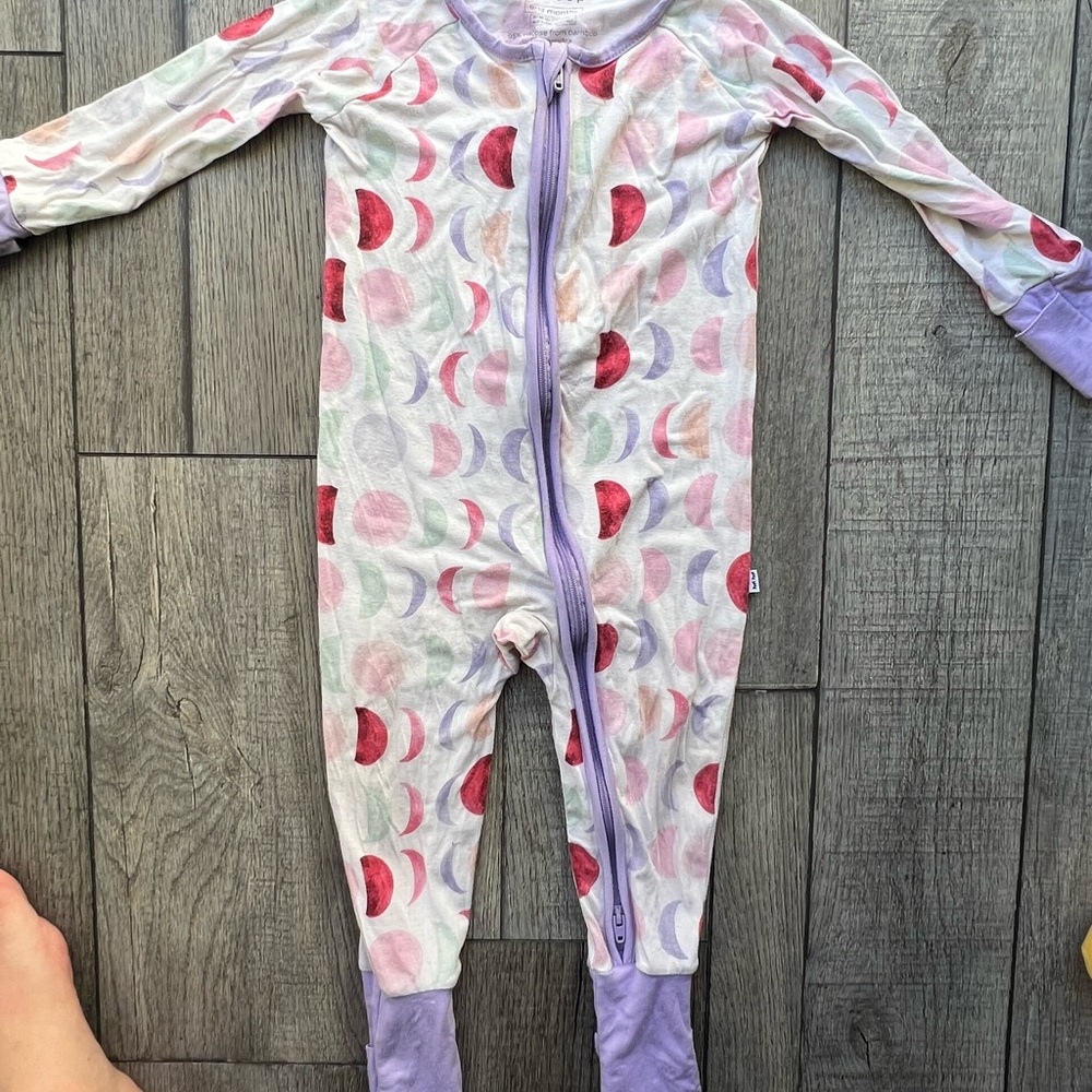 Little Sleepies 6-12 Luna mauve retired zippy